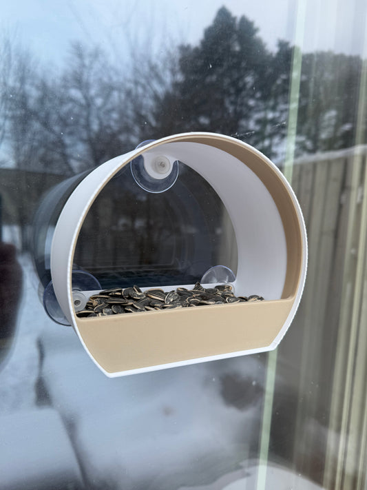 Window mounted Bird feeder